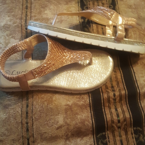 Sandal - Picture 2 of 5